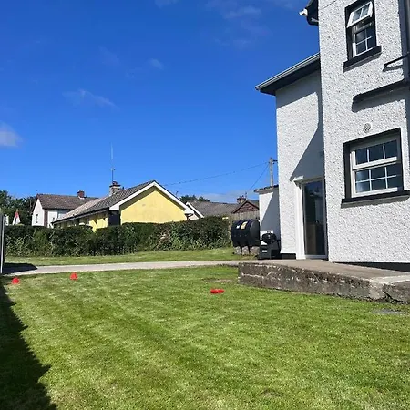 Beautiful With Gardens, Patio & Fireplace * Dromahair